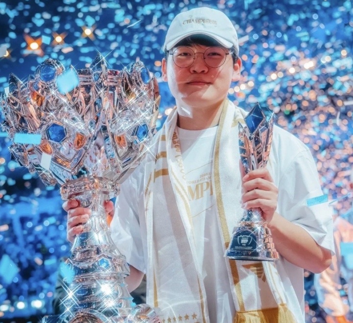 韩网爆料:Gumayusi续约三年,明天可能会有消息