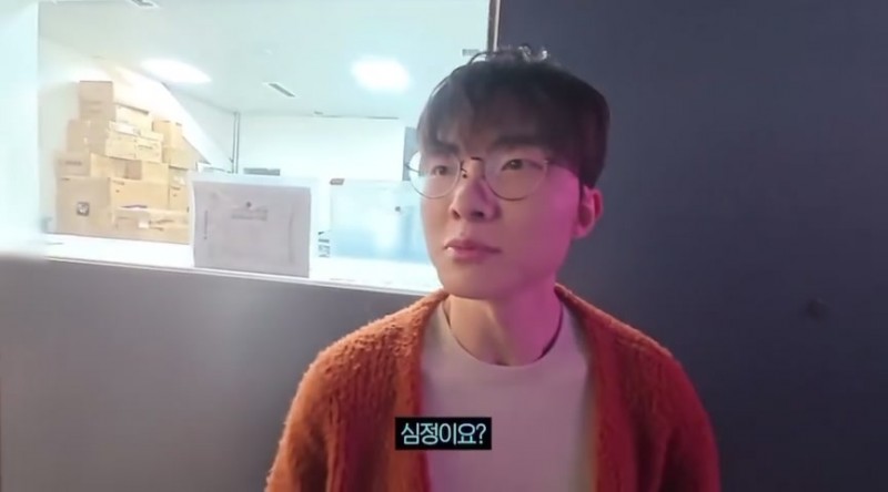 T1发布成都见面会前的花絮 Faker：不紧张 今天努力学习中文了