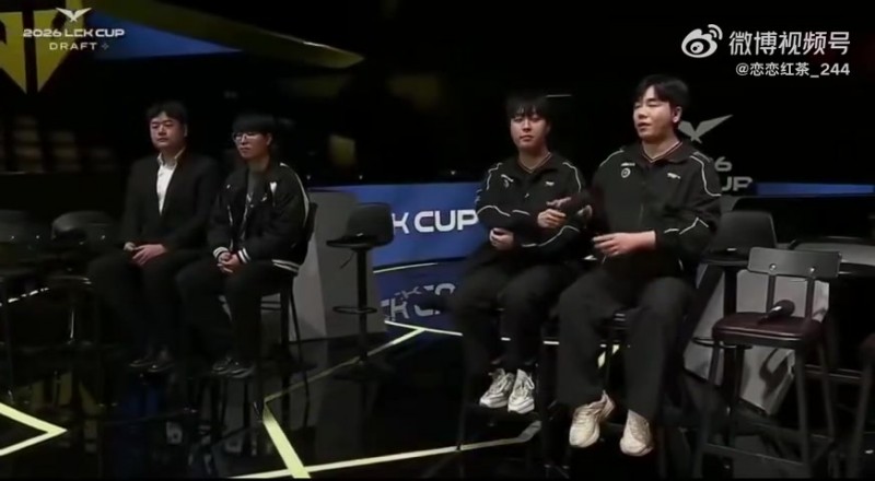 为什么选择kanavi一起出席？Homme：因为他是队长，所以一起来了