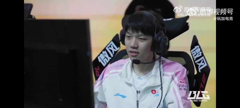 意想不到的联动😂ON赛前唱了瓦康康的《歃血》